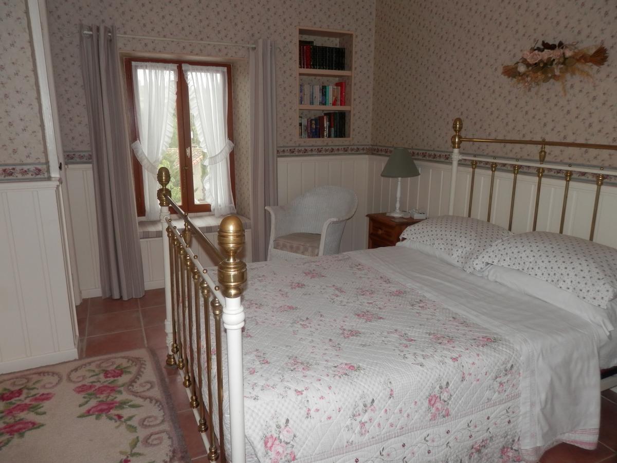 Maison De Laura Salsigne Cameră foto